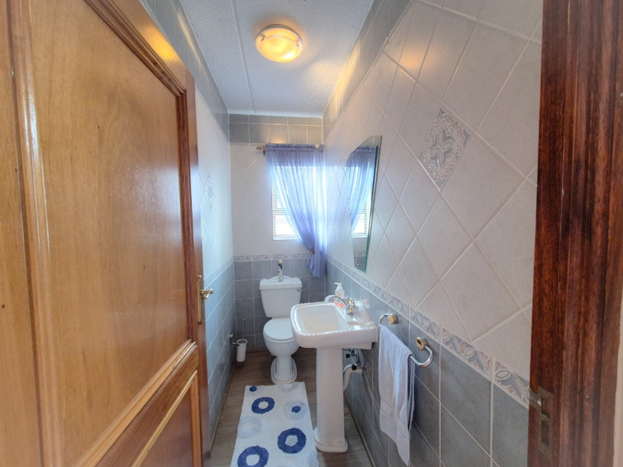 4 Bedroom Property for Sale in Maraldi Estate Free State